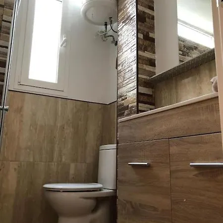 Brigh Loft Dishwaser Surfers&nomads 公寓