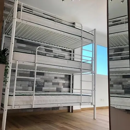 Apartment Brigh Loft Dishwaser Surfers&nomads *