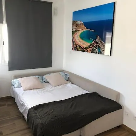 Brigh Loft Dishwaser Surfers&nomads * Las Palmas de Gran Canaria