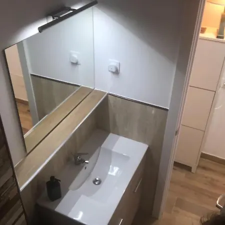 Brigh Loft Dishwaser Surfers&nomads 公寓 *